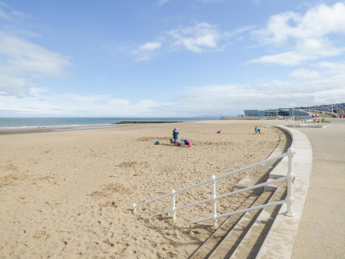 The Nook Villa Colwyn Bay Exterior photo